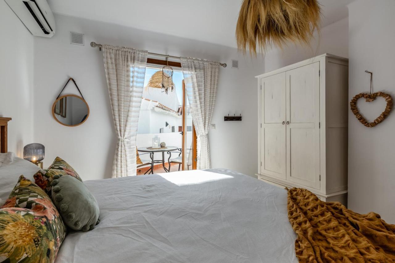 Capistrano Playa 111 Apartment Nerja Bagian luar foto