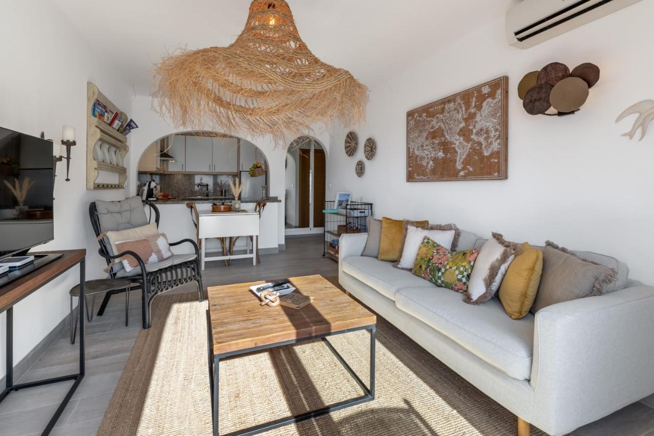 Capistrano Playa 111 Apartment Nerja Bagian luar foto